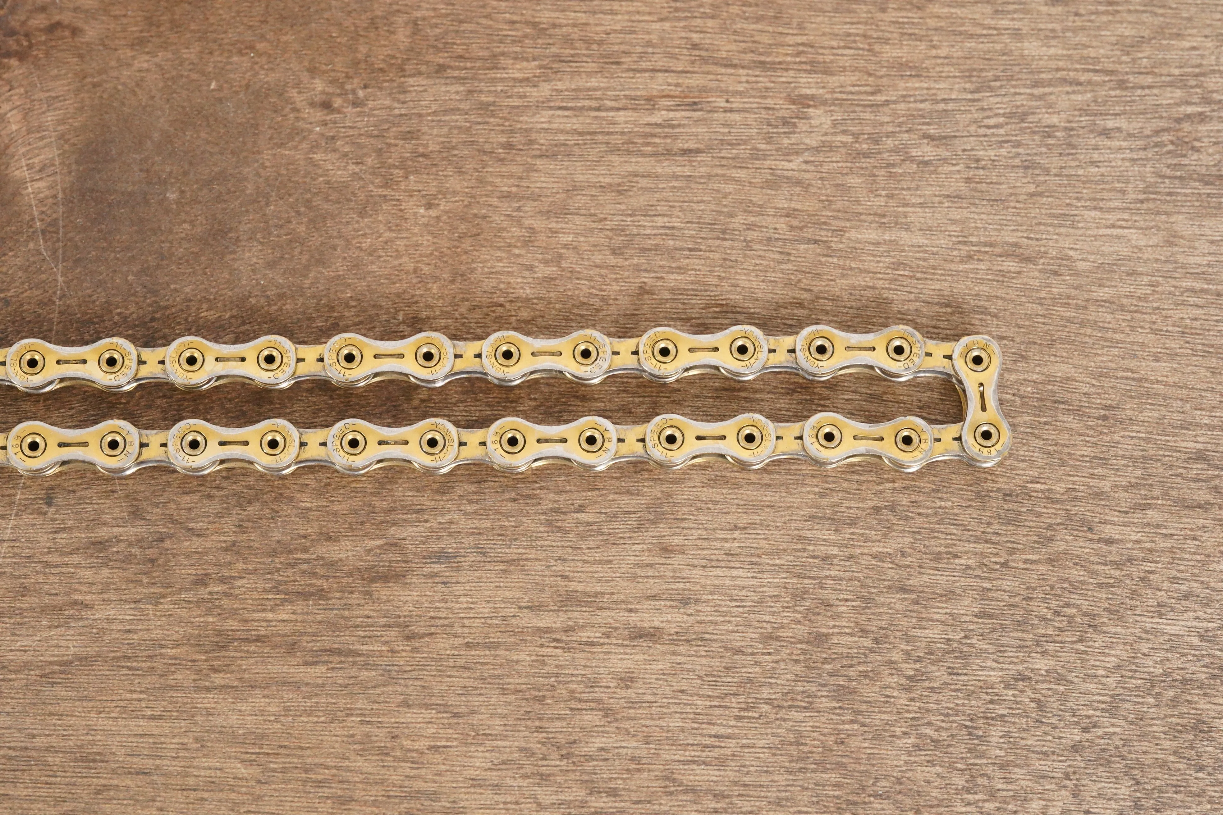 106L YBN SLA Gold 11 Speed Road Chain 75% Life Remaining 106 Links
