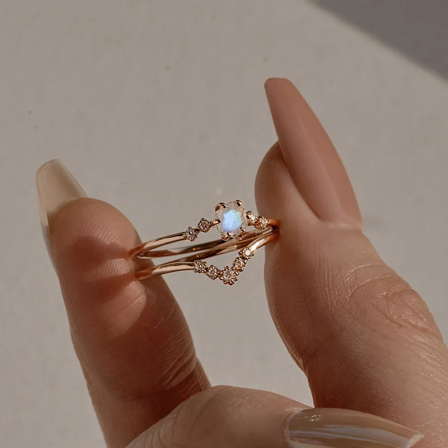 14k Briller Natural Moonstone Ring