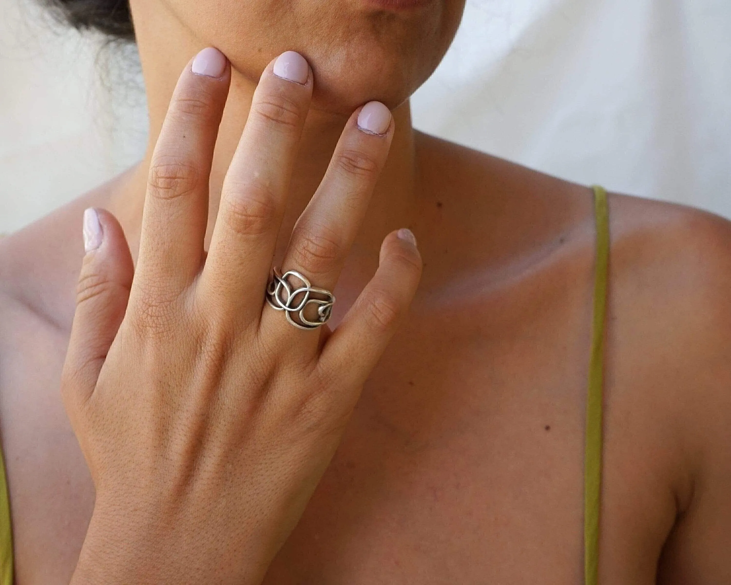 Abstract Silver Wireframe Ring