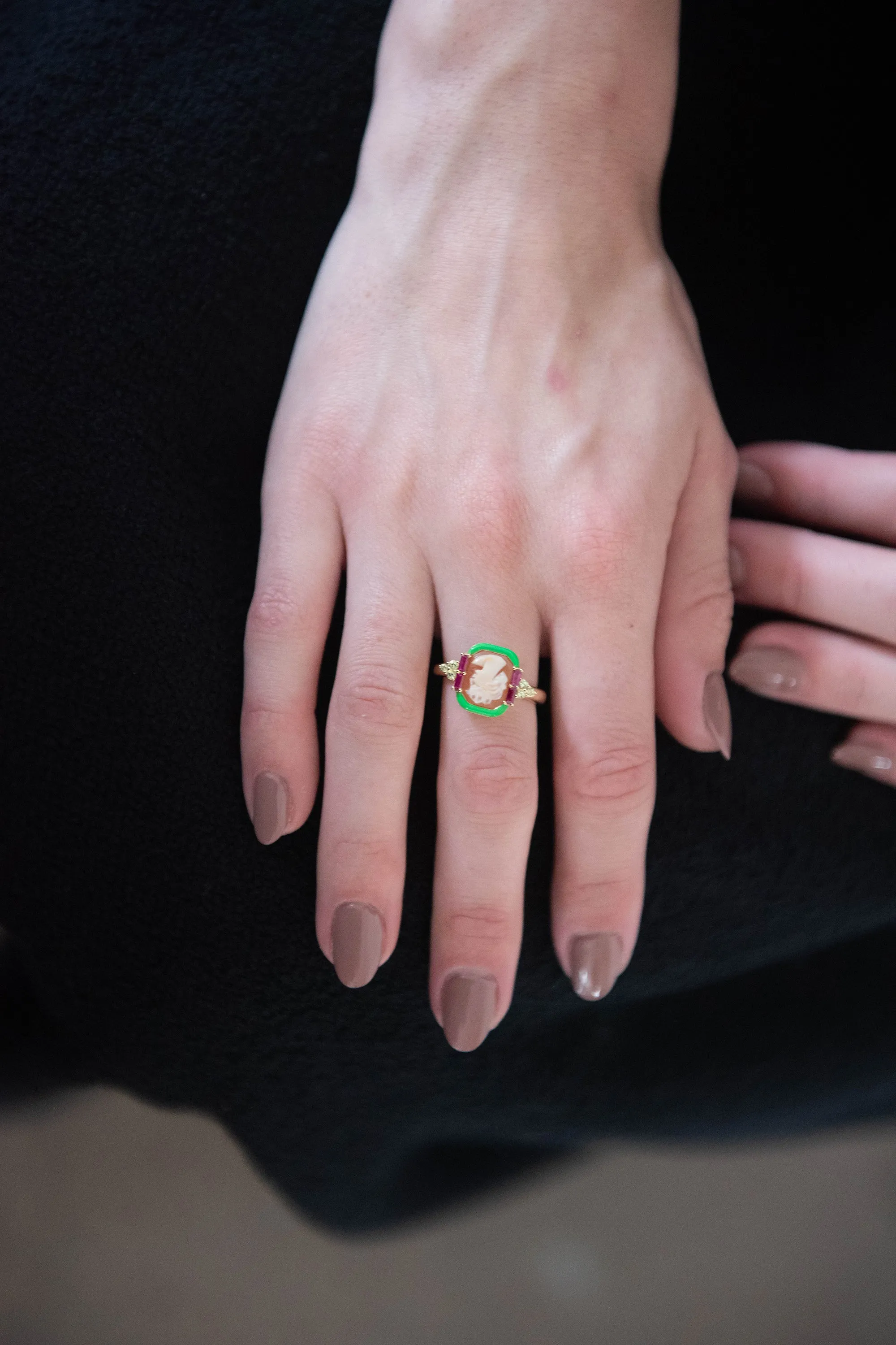 Cameo Ring, Yellow Gold