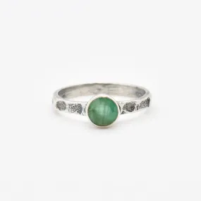 Dainty Emerald Ring - Silver Hammered Band - Emerald Bezel Ring