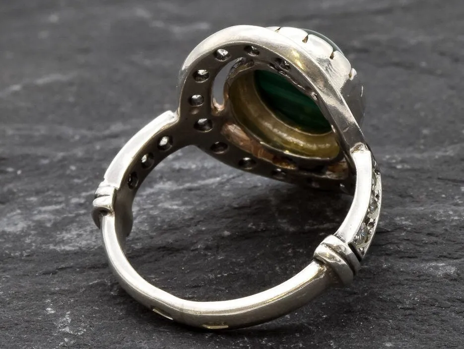 Malachite Ring - Green Vintage Ring - Oval Cocktail Ring