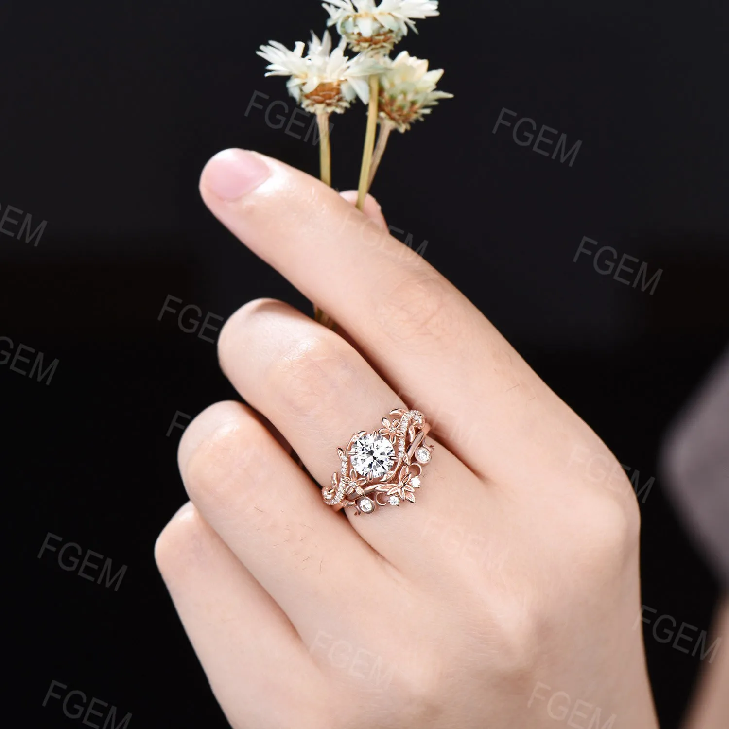 Nature Inspired Round Moissanite Engagement Ring Set Diamond Ring Set Branch Vine Rose Flower Moissanite Proposal Gifts Rose Gold Bridal Set