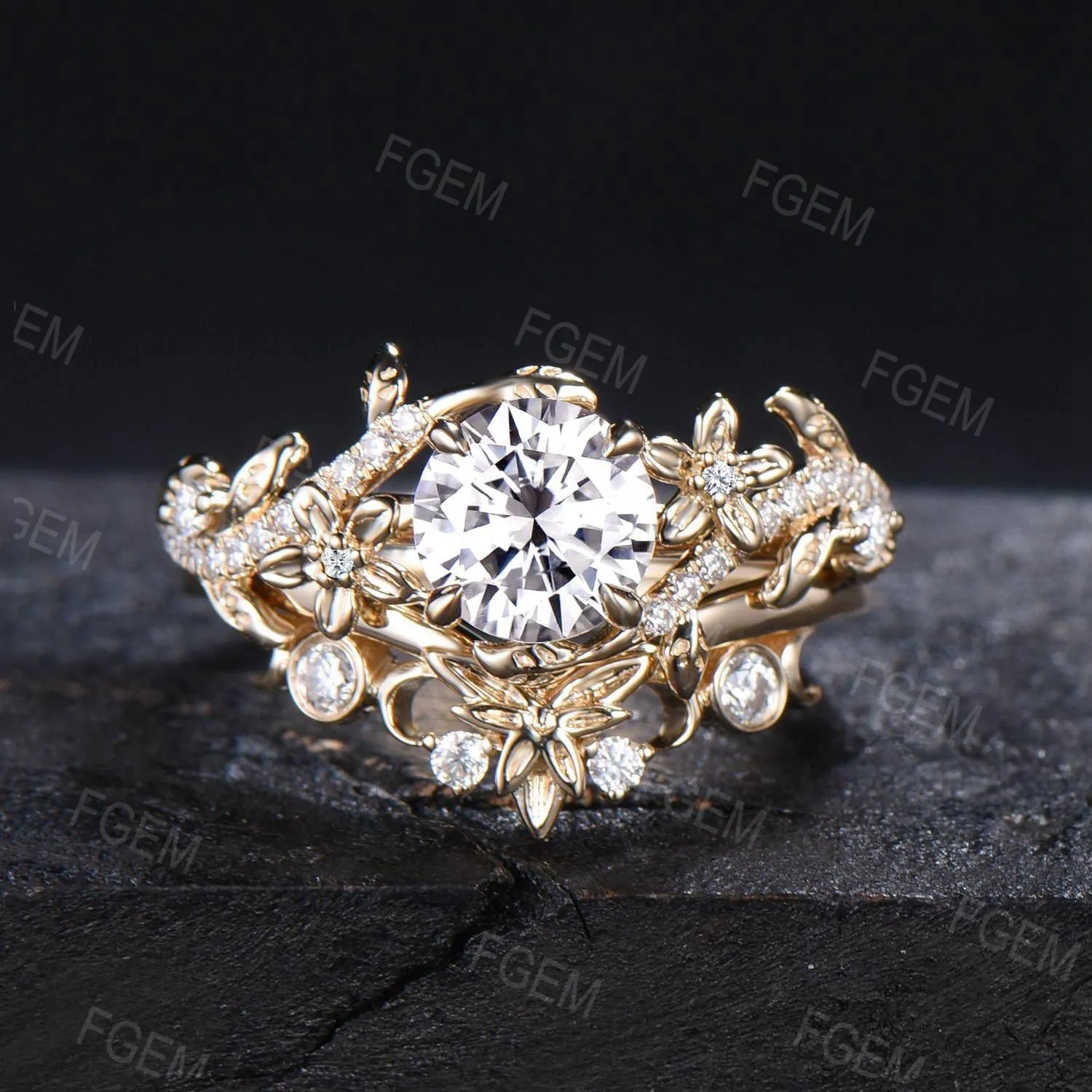 Nature Inspired Round Moissanite Engagement Ring Set Diamond Ring Set Branch Vine Rose Flower Moissanite Proposal Gifts Rose Gold Bridal Set