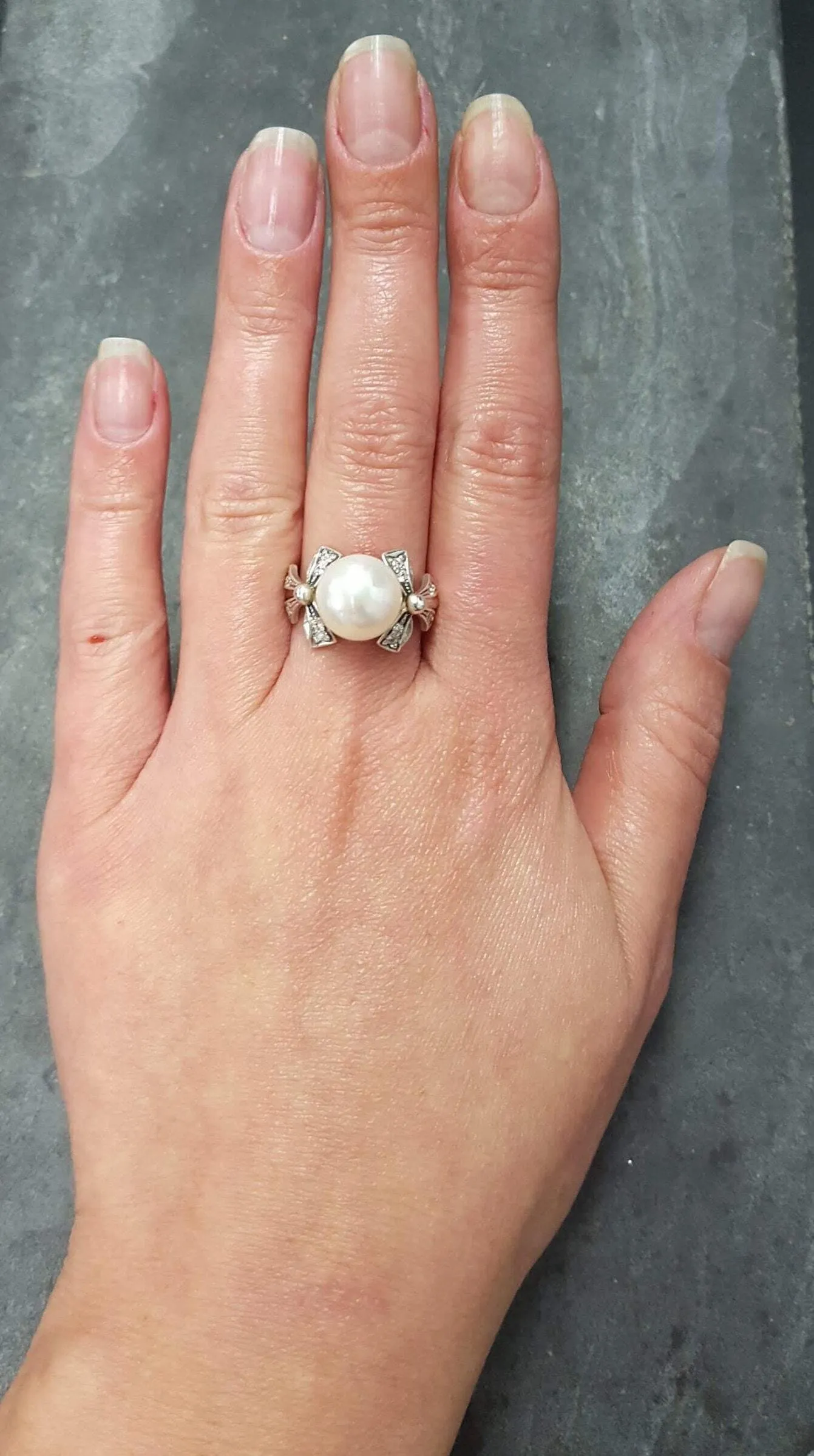 Ribbon Pearl Ring - Natural White Pearl - June Birthstone Ring