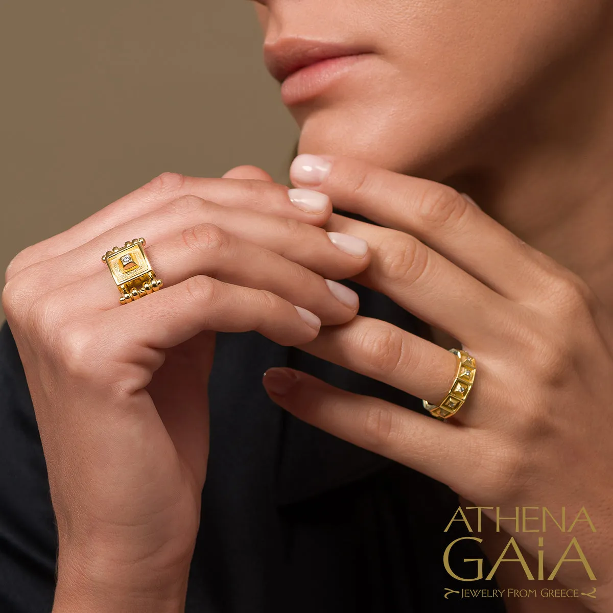 Shadow and Light Double-Bar Diamond Ring